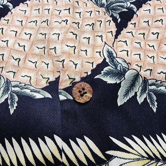 Tommy Bahama Relax IslandZone 100% Silk Pineapple Petals Tropical Camp Shirt VTG - Picture 8 of 10